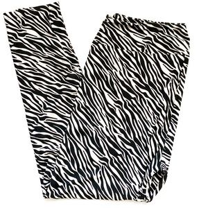 NWOT LuLaRoe Zebra Stripped Leggings - TC2